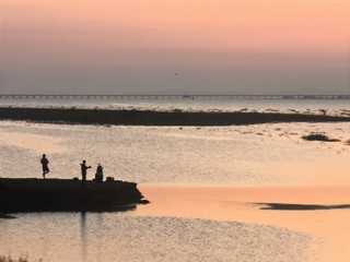 来张许打卡石臼湖的夕阳