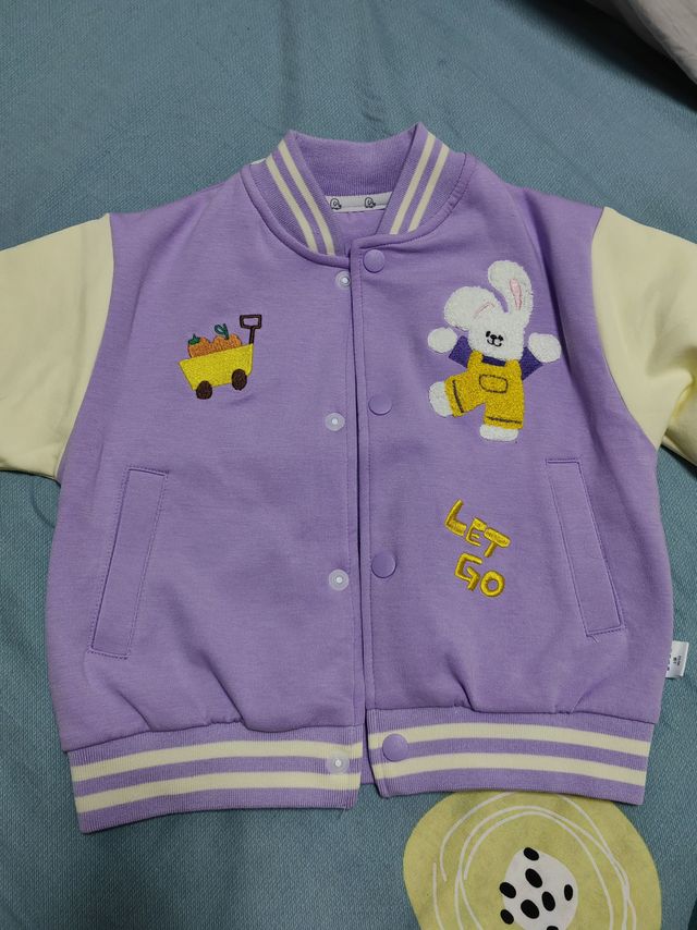 优雅清新，懿琪宝贝儿童外套秋季宝宝棒球服春秋女童童装亮相!