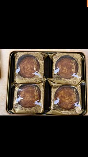 美心（Meixin）双黄白莲蓉月饼礼盒740g 4枚