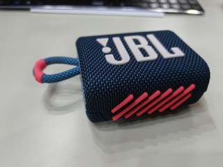 jbl-在路上适合你的小音响