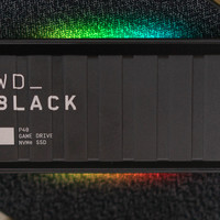 RGB个性化加持，最高每秒2G传输速率！西部数据WD_BLACK P40旗舰级移动固态硬盘体验