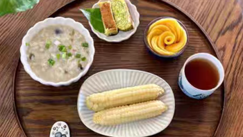 云南西双版纳拇指玉米宝宝辅食软糯老品种小手指迷你袖珍白糯玉米是一种特殊的玉米品种
