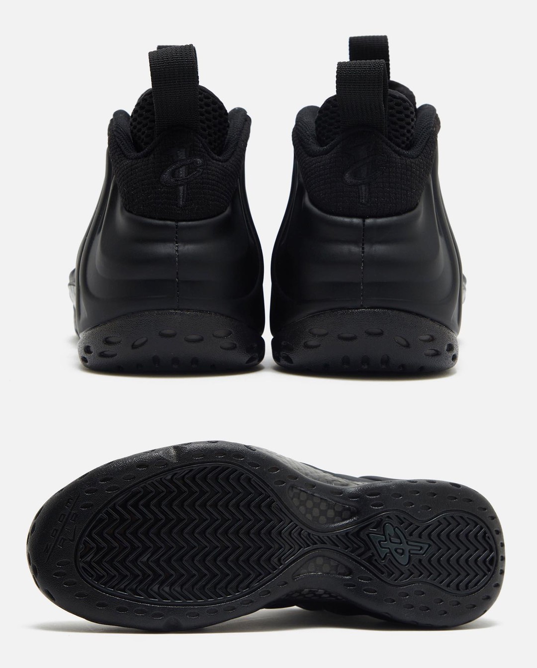 等不及了！Nike「黑武士喷」最新实物图曝光，即将年底回归！