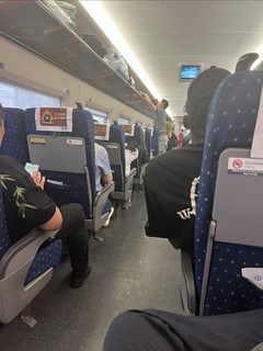 火车满员，但是返程抢到了座位