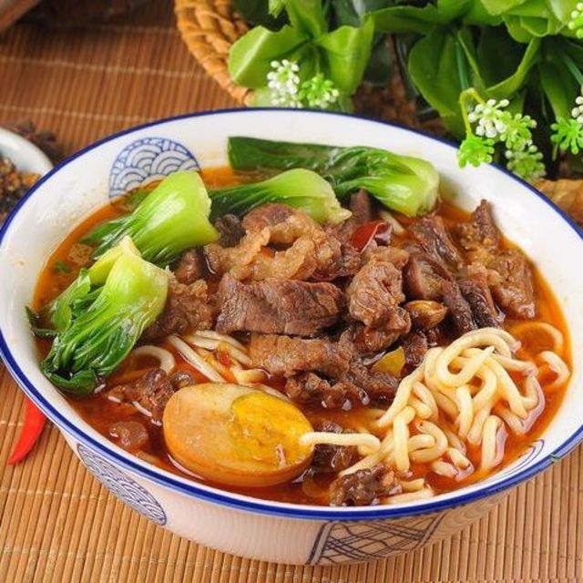 你吃方便面的时候，最喜欢的「泡面搭子」是什么？