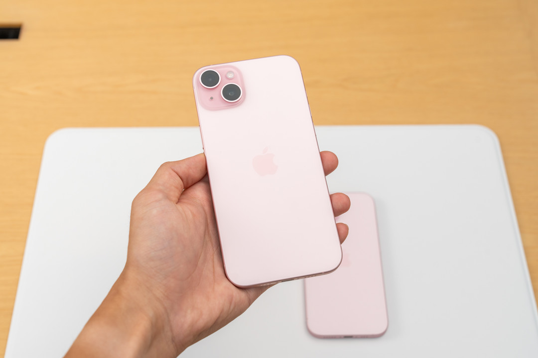 粉色iPhone 15 Plus