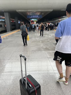 明天去广州，继续一周的出差之旅