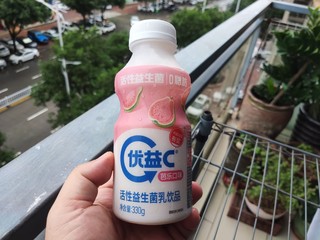 临期的芭乐味优益C真是便宜