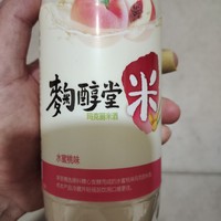 喝韩国玛克丽水蜜桃味米酒，感受美好生活