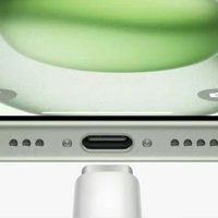 iPhone 15实测可通用安卓充电线！