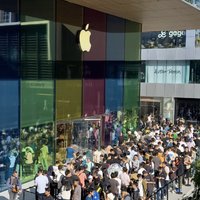 苹果15首发，6点排队遥遥领先，三里屯