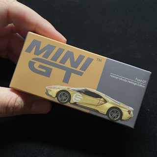 MiniGT Ford GT Holman Moody Heritage Edition