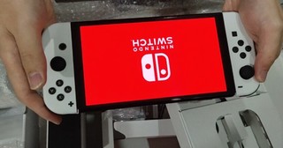 任天堂（Nintendo）  Switch NS掌上游戏机 便携家用OLED游戏机【国内保税仓】 日版OLED白色（