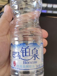 巴马铂泉矿泉水