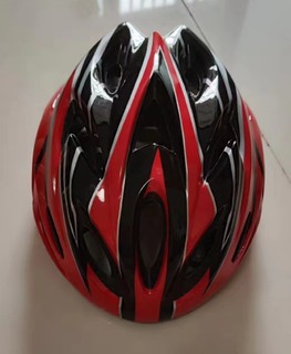 如何选择适合的骑行头盔：细节决定安全