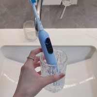 又好用又好看的 usmile 电动牙刷，是谁还没有拥有？