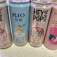 锐澳（RIO）预调鸡尾酒微醺330ml*10罐+赠气泡水4罐