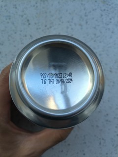 18元12罐的进口IPA啤酒，果香浓郁，酒体醇香。