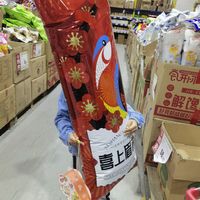 1.3米的零食大礼包，为什么线上不卖