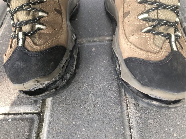 准备登山了，我的千元鞋子竟然……