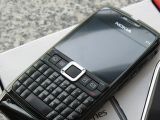 那些年我们用过的手机-NOKIA E71