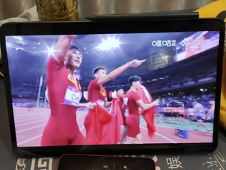 14.6寸平板很爽！恭喜中国男子4x100米亚运冠军