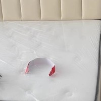 家装佳节--奶油风皮床