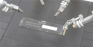 影驰星曜X4 PRO 2TB PCIe4.0 SSD