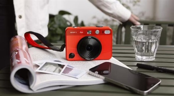 徕卡 SOFORT 2 拍立得相机发布，外观雅致、10种胶片风格、双模式即时相机