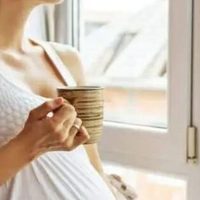 孕妇一天喝多少水合适，喝少了会怎样？孕妇喝水看5点