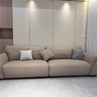 果唯真皮沙发：现代简约，轻奢直排，三人位羽绒沙发的完美融合