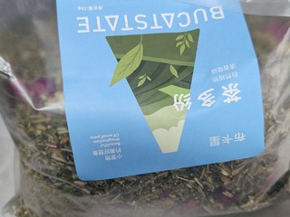 草段木屑垫料是专为夏季小宠物除臭