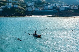 登山看海追风