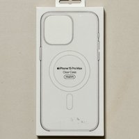 不买透明壳，怎么让你知道我是尊贵的原色钛金属 iPhone 15 Pro Max 用户？