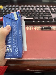 纯甄新口味蓝莓酸奶，偶尔的放纵