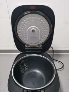 美的纤 V 系列 IH 智能电饭煲 Pro:在家品尝顶级米饭的神器!