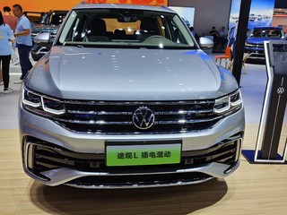 最近挺热门的合资中型SUV，途观L PHEV插电混动旗舰版