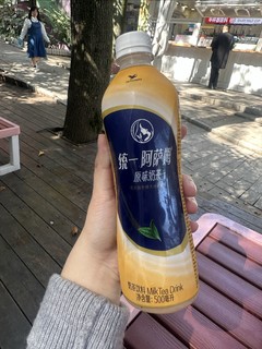 来一杯冰冰的阿萨姆奶茶吧！