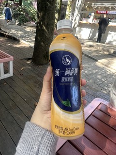 来一杯冰冰的阿萨姆奶茶吧！