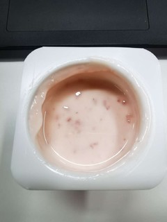 优诺水果酸奶