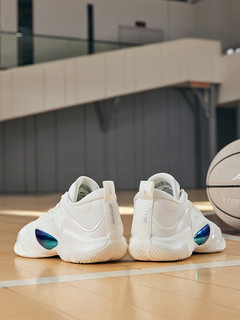 网红和大厂联名造篮球鞋，你会买单吗？