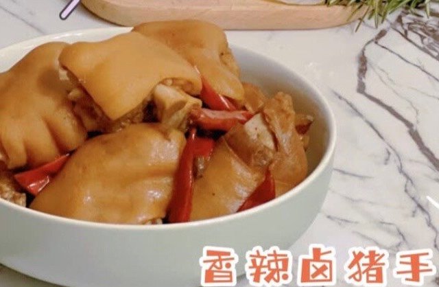 没有什么事情是一顿美食解决不了的，如果有，那就再来一顿