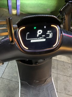 九号E200P，0到50km/h只需要2.8秒，动力堪比250cc级燃油摩托