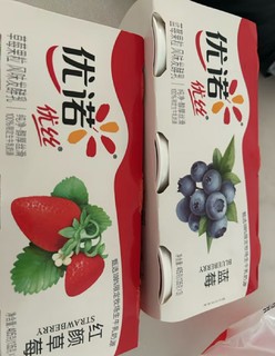 优诺优丝蓝莓果粒酸奶