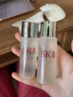 【自营】SK-II中样神仙水 30ml 保湿紧致滋养嫩肤面部护理精华水