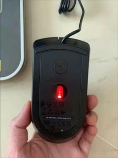 ￼￼戴尔（DELL）MS116 鼠标有线  商务办公经典对称 有线鼠标 USB接口 即插即用 鼠标 （黑色）￼￼