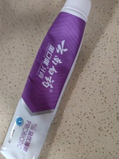 牙膏怎么选？选择最适合的牙膏：云南白药益生菌牙膏