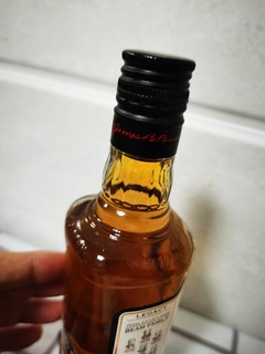 金宾波本威士忌200毫升