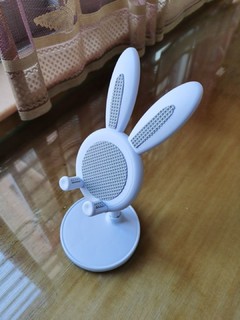1分钱买到的兔兔手机支架，质量还不错呢