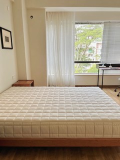 复古风格卧室 🪵 再次回购可以清洗的床垫
